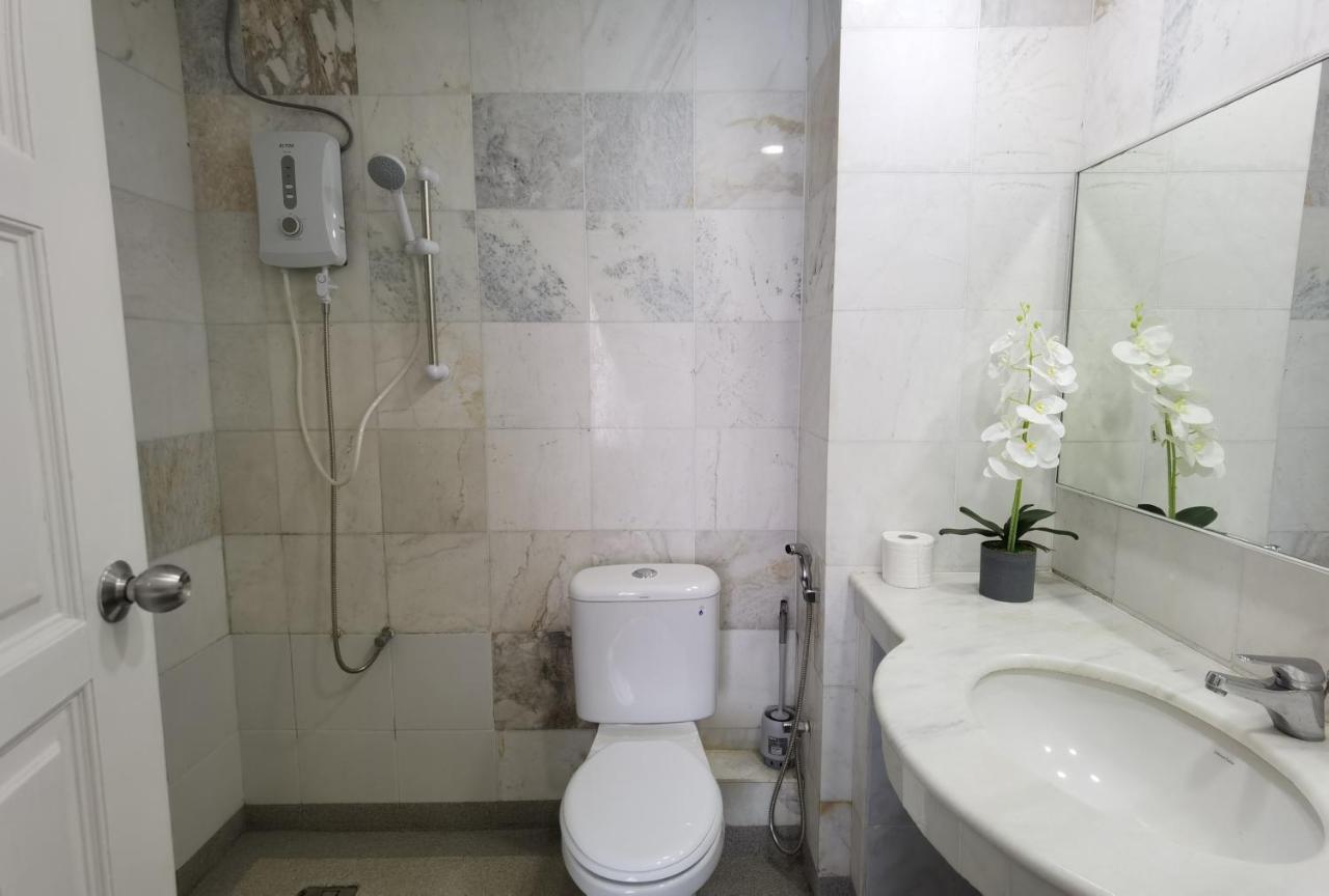 Lui Lui Comfy Condo In Great Location كواه المظهر الخارجي الصورة